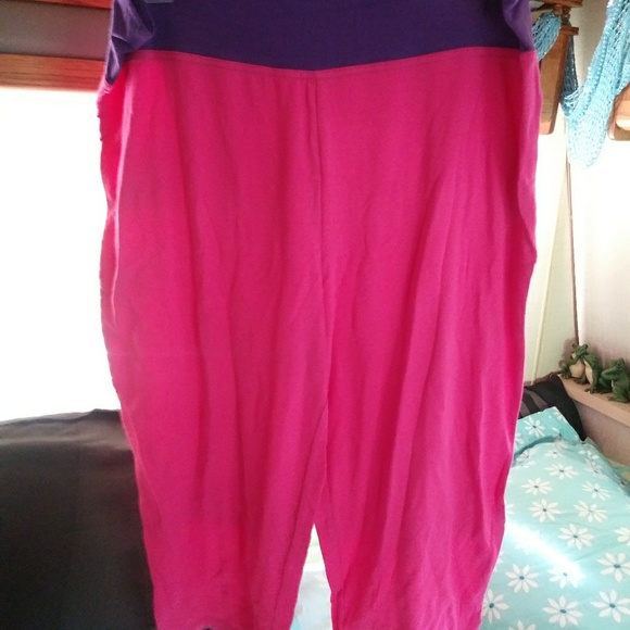 NWT Athletic outfit - Picture 2 of 3